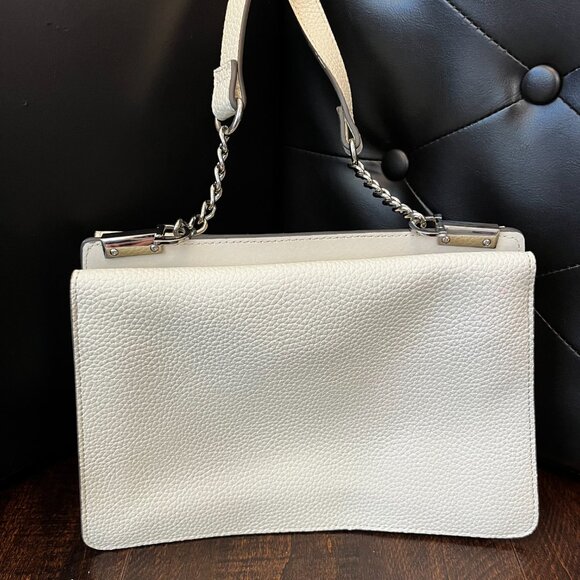 Steve Madden White Pebbled Faux Leather Crossbody Chain Strap Zip Pocket - Picture 2 of 5